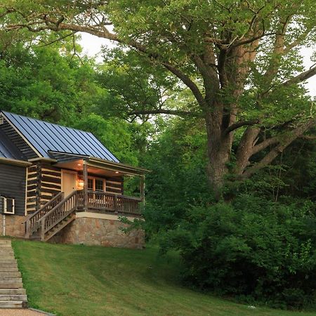Inn And Cabins At Vaucluse Spring Stephens City Buitenkant foto